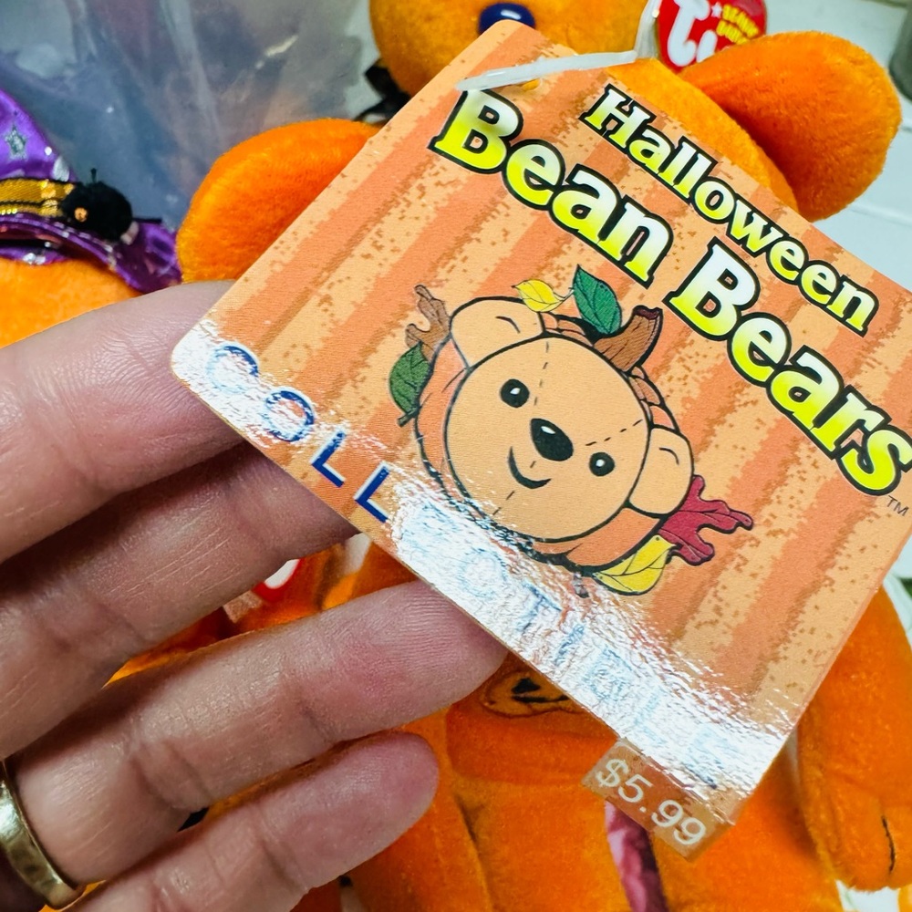 Halloween Beanie Babies lot Treator, Pocus, Treatsies, bean bears - Picture 5 of 10